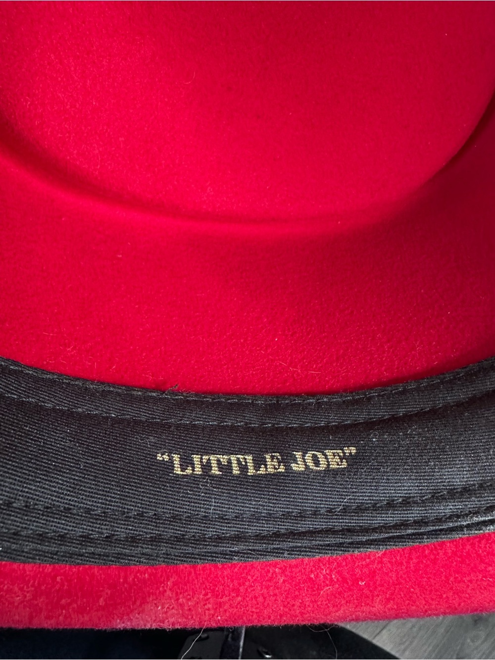 Red Wool Felt Cowboy Hat with Silver Tooled Band - Picture 5 of 7